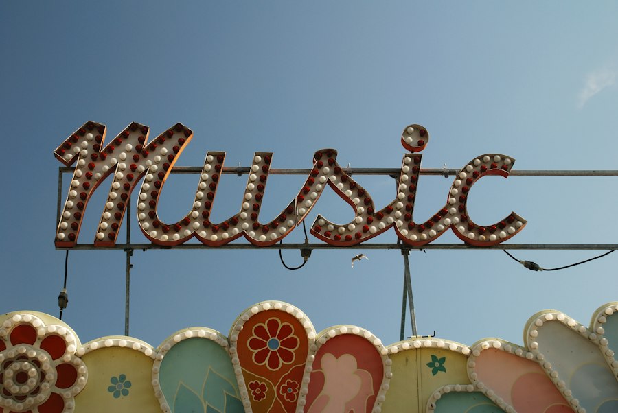 Photo light music overview