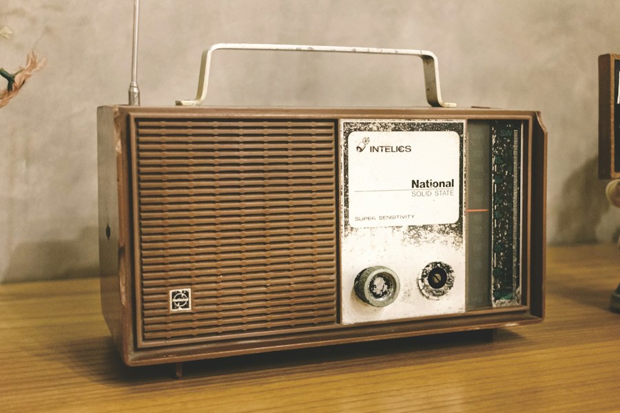 Photo history of radio technology