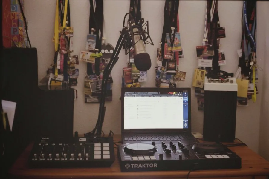 Photo common radio broadcast mistakes